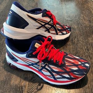 Men's ASICS Running Shoes Sneakers SIZE 10.5